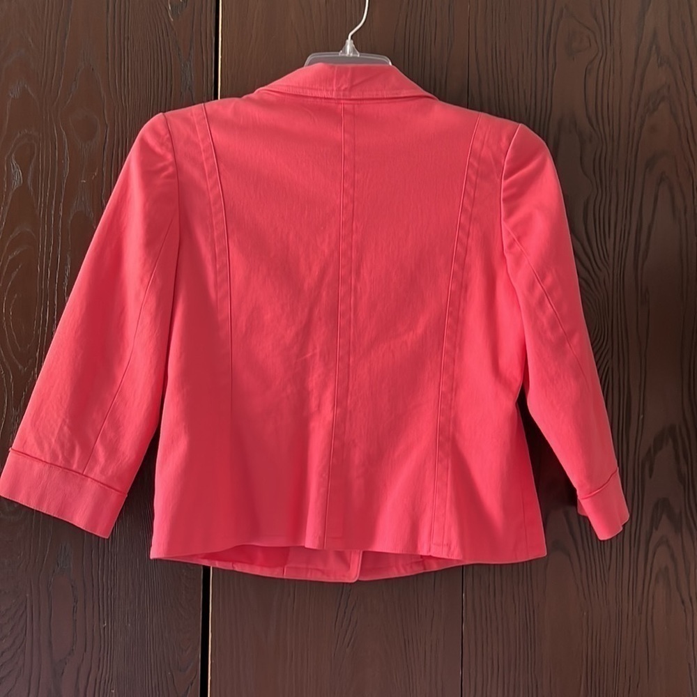 Pursuits, ltd coral 3/4 sleeved jacket. Size 10. - Picture 6 of 8
